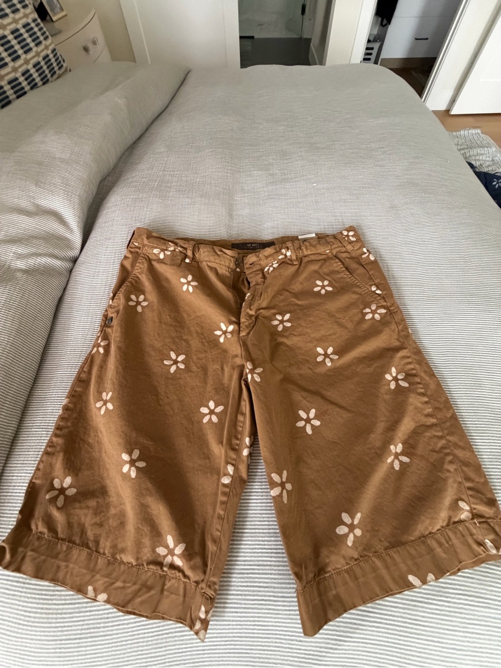 40weft Brown Floral Casual Shorts